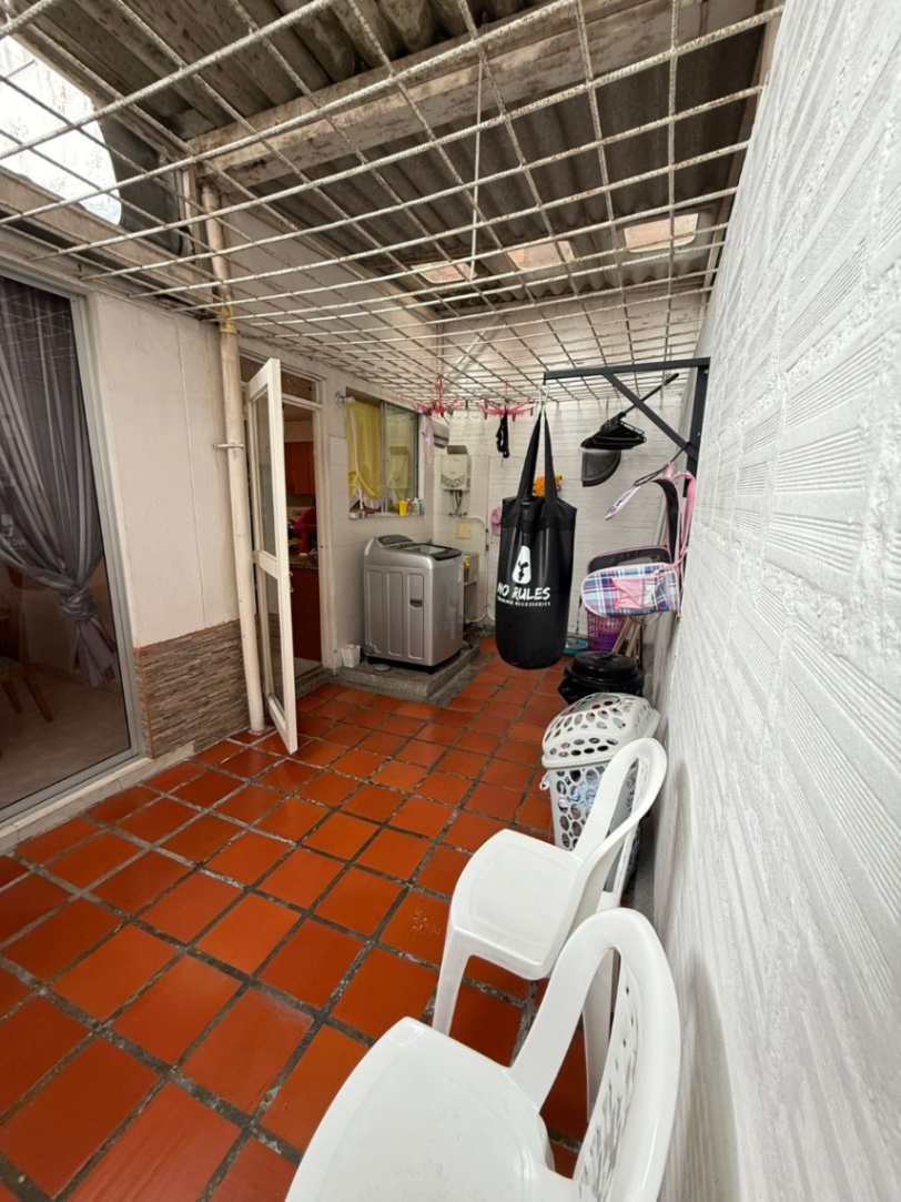 Via Al Poblado, Pereira, Risaralda, Colombia 4